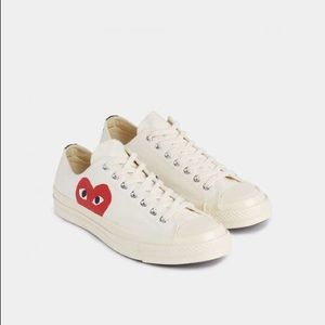 Women’s COMME des GARÇONS Converse Play Sneakers